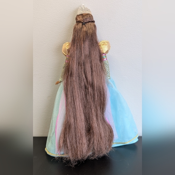 Barbie | 2005 Rapunzel's Wedding Black AA Barbie, 1994 & 1999 Gowns - Picture 7 of 15